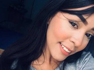 Еротичен видео чат mely-milu