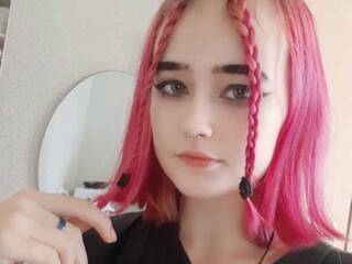 Еротичен видео чат MeowMichelle