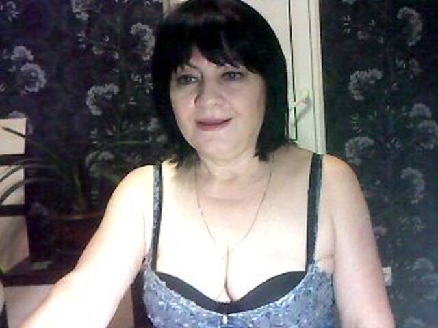 Екранни снимки на излъчване MERCYRU