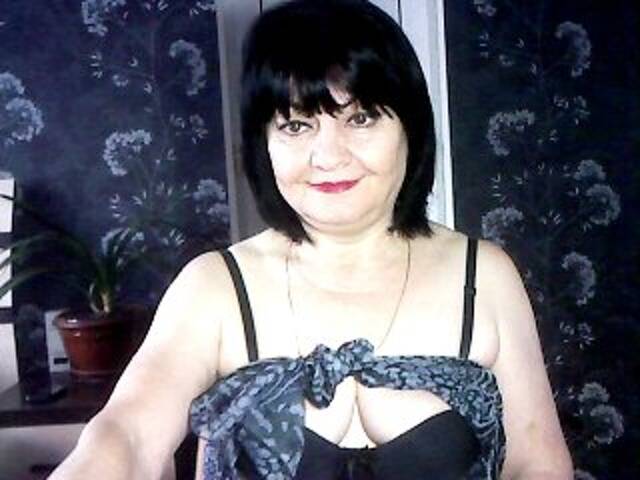 Екранни снимки на излъчване MERCYRU