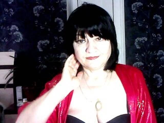 Екранни снимки на излъчване MERCYRU