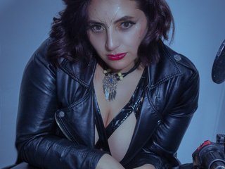 Еротичен видео чат Merlyna11