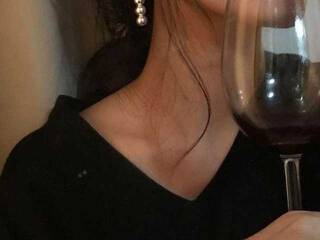 Еротичен видео чат Mes-Fantaisies