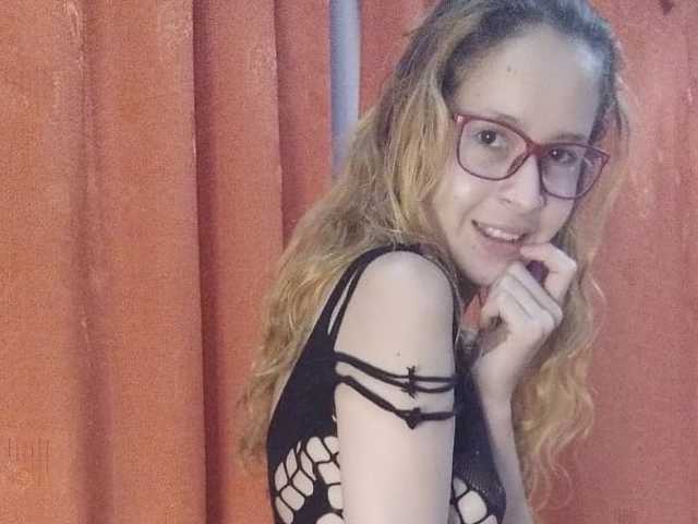 Снимка на профила mia-kelly01
