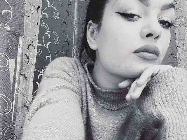 Снимка на профила Mia-Vise