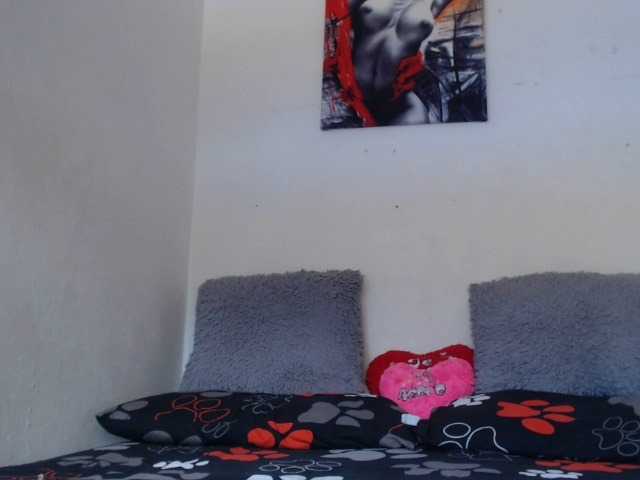 Екранни снимки на излъчване miadumontt