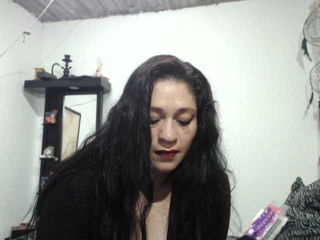 Екранни снимки на излъчване miaeyes