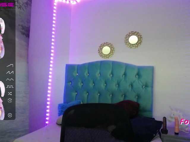 Екранни снимки на излъчване Mialh-Sweet