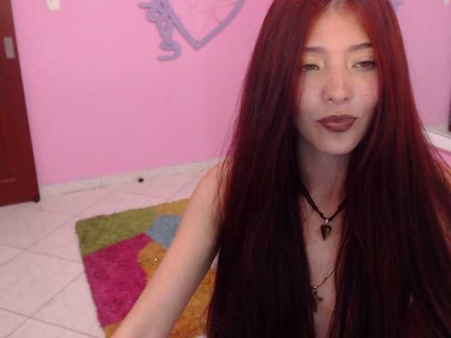 Снимки MiaMartinss Hi guys, I'm Mía, enjoy in my room and help to cum at goal(1985)! #new #latina #redhead #teen #petite