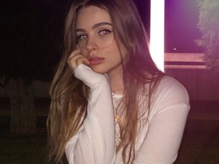 Еротичен видео чат MiaMey