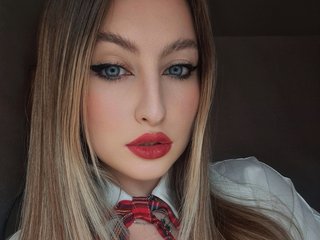 Еротичен видео чат Mianovikkk