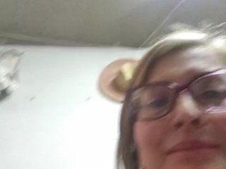 Еротичен видео чат miatitsmature