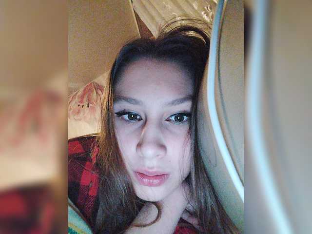 Екранни снимки на излъчване MichikoSan