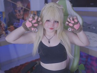 Еротичен видео чат miikumeow