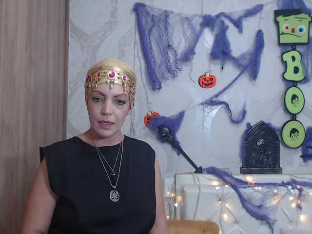 Екранни снимки на излъчване mijal-queen
