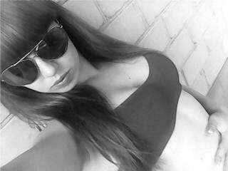 Еротичен видео чат mikijewel