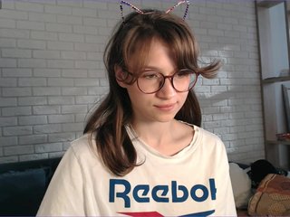 Еротичен видео чат MiKiKuu
