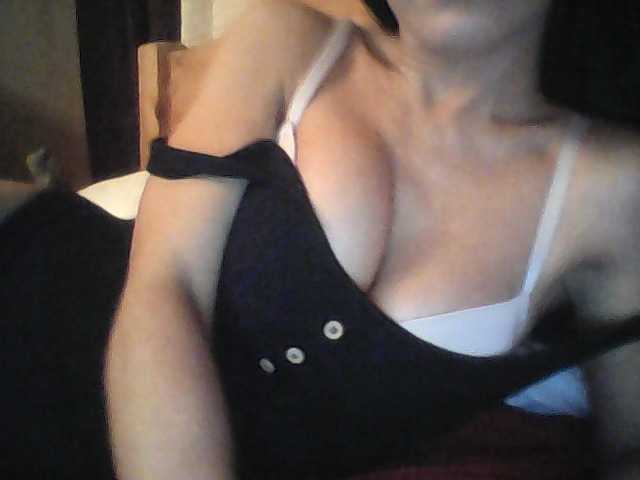 Екранни снимки на излъчване MilenaRayt