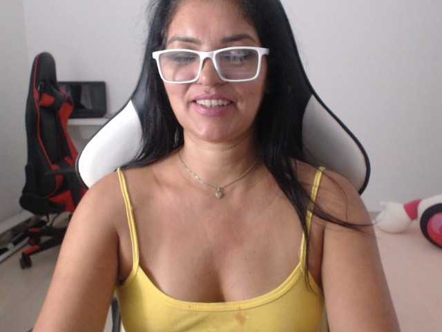 Снимки MILFBRZIL desçam pro play, bora brincar.