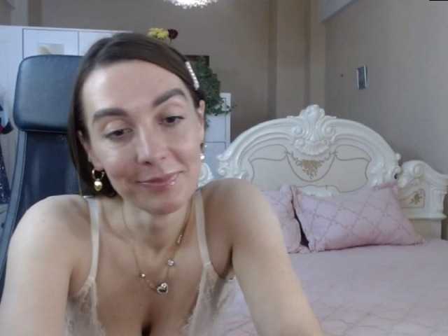 Снимки MilfRyhanne sweet guys i get naked for 500 TKN i use dildo and more ask me :* BSDM TOYS