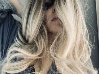 Еротичен видео чат Milinami