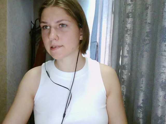 Екранни снимки на излъчване Milla-Babyki