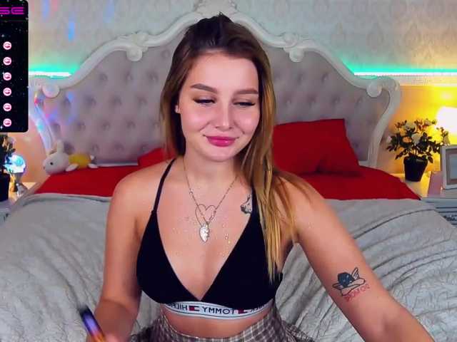 Екранни снимки на излъчване MillaDoll