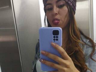 Еротичен видео чат Milodavies