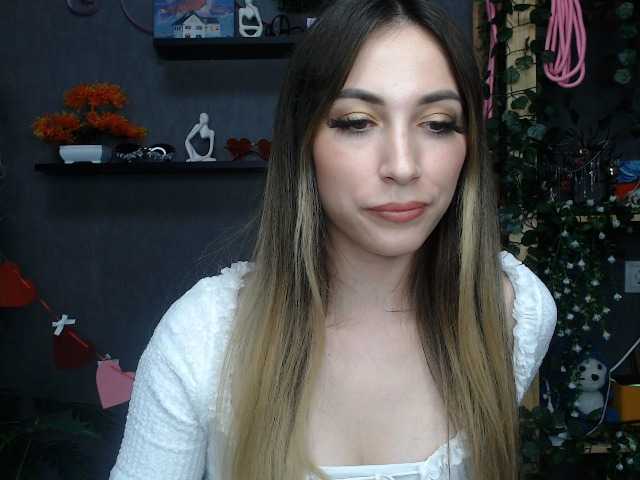 Екранни снимки на излъчване MiloNani