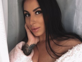 Еротичен видео чат MindyExtasy