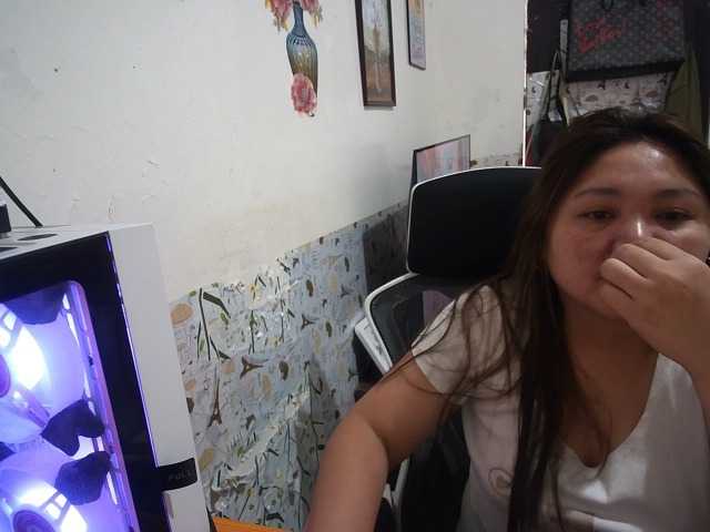 Екранни снимки на излъчване MissGrace