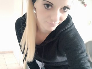 Еротичен видео чат MoaningKitty23