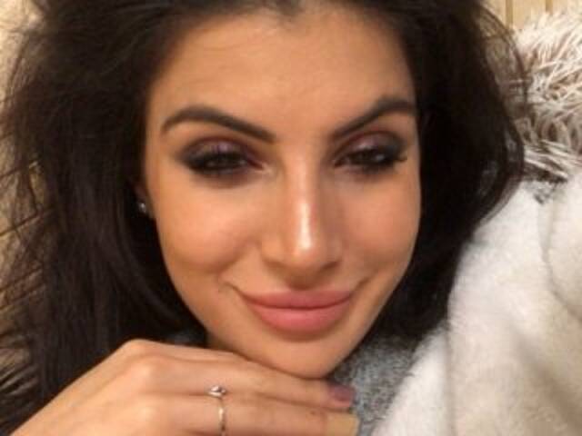 Екранни снимки на излъчване _SWEEETY_