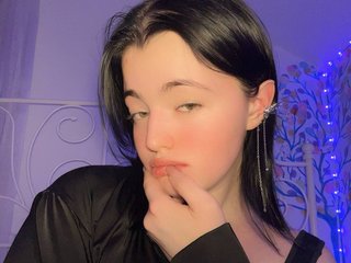 Еротичен видео чат MoiraSesay