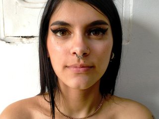 Еротичен видео чат Molly-Khalifa