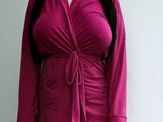 Еротичен видео чат MommycurvyX1