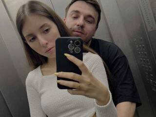 Еротичен видео чат momotea