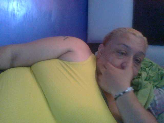 Екранни снимки на излъчване monalindagold