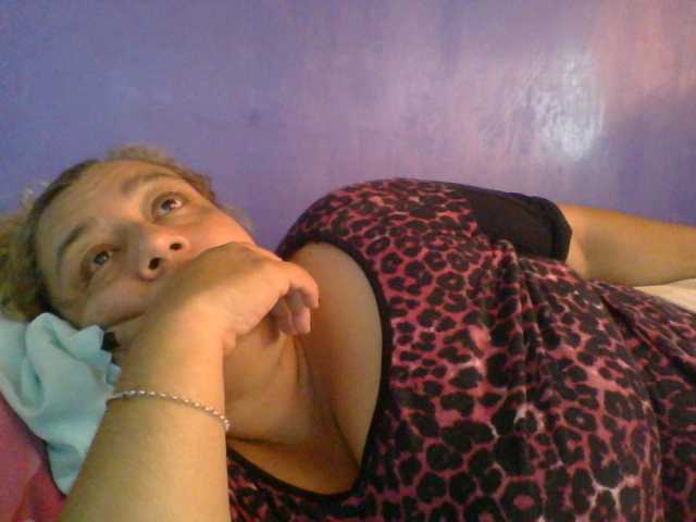 Екранни снимки на излъчване monalindagold