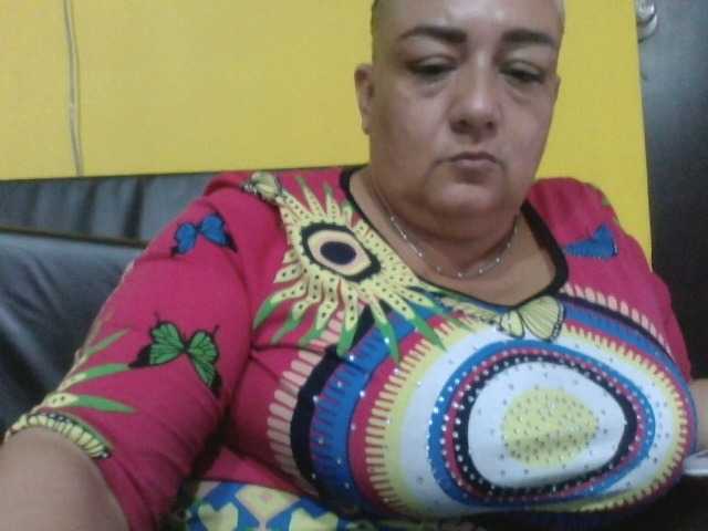 Екранни снимки на излъчване monalindagold