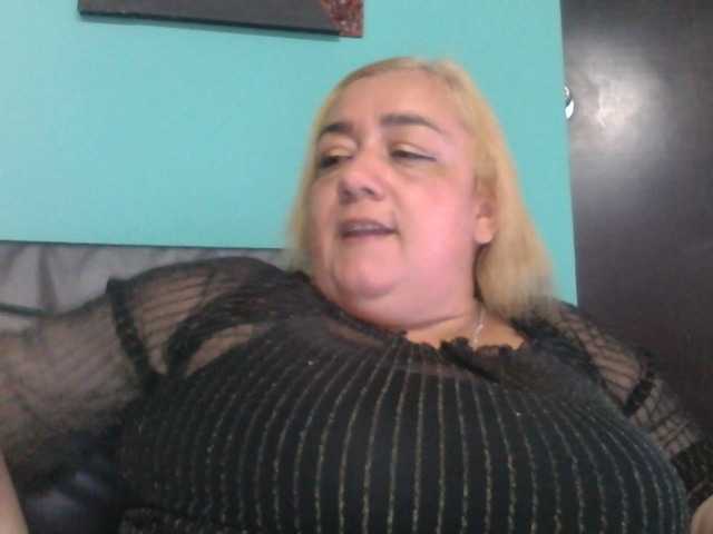 Екранни снимки на излъчване monalindagold