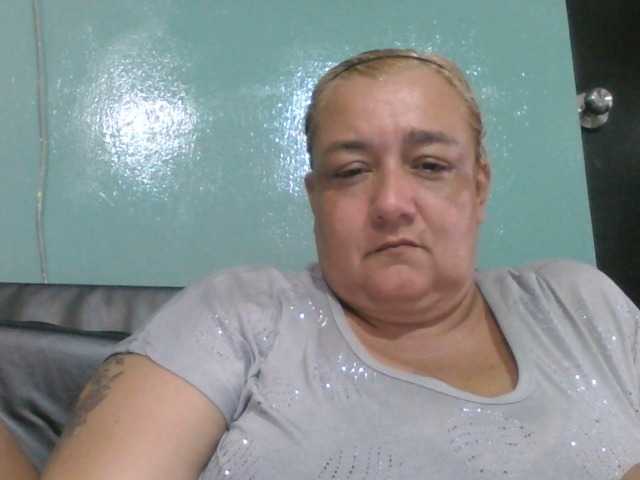 Екранни снимки на излъчване monalindagold