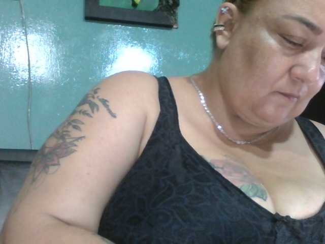 Екранни снимки на излъчване monalindagold