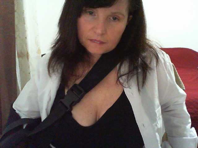 Екранни снимки на излъчване Monella2