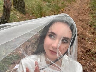 Еротичен видео чат MonicaBrownie