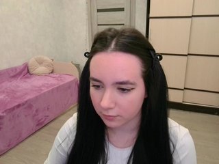 Еротичен видео чат MonicaBrownie