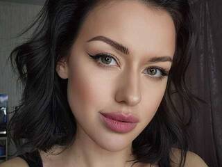 Еротичен видео чат MonicaGaztambide