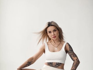 Еротичен видео чат Moondemon