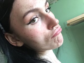 Еротичен видео чат Moonlitmiragea