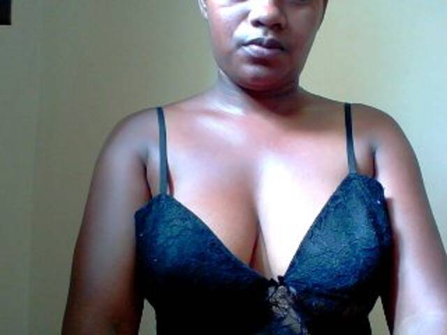 Екранни снимки на излъчване moonlove3